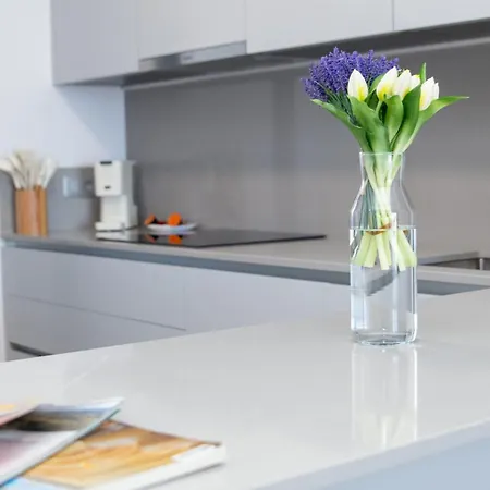 Sunset Sailors Sweet شقة بينايدورم